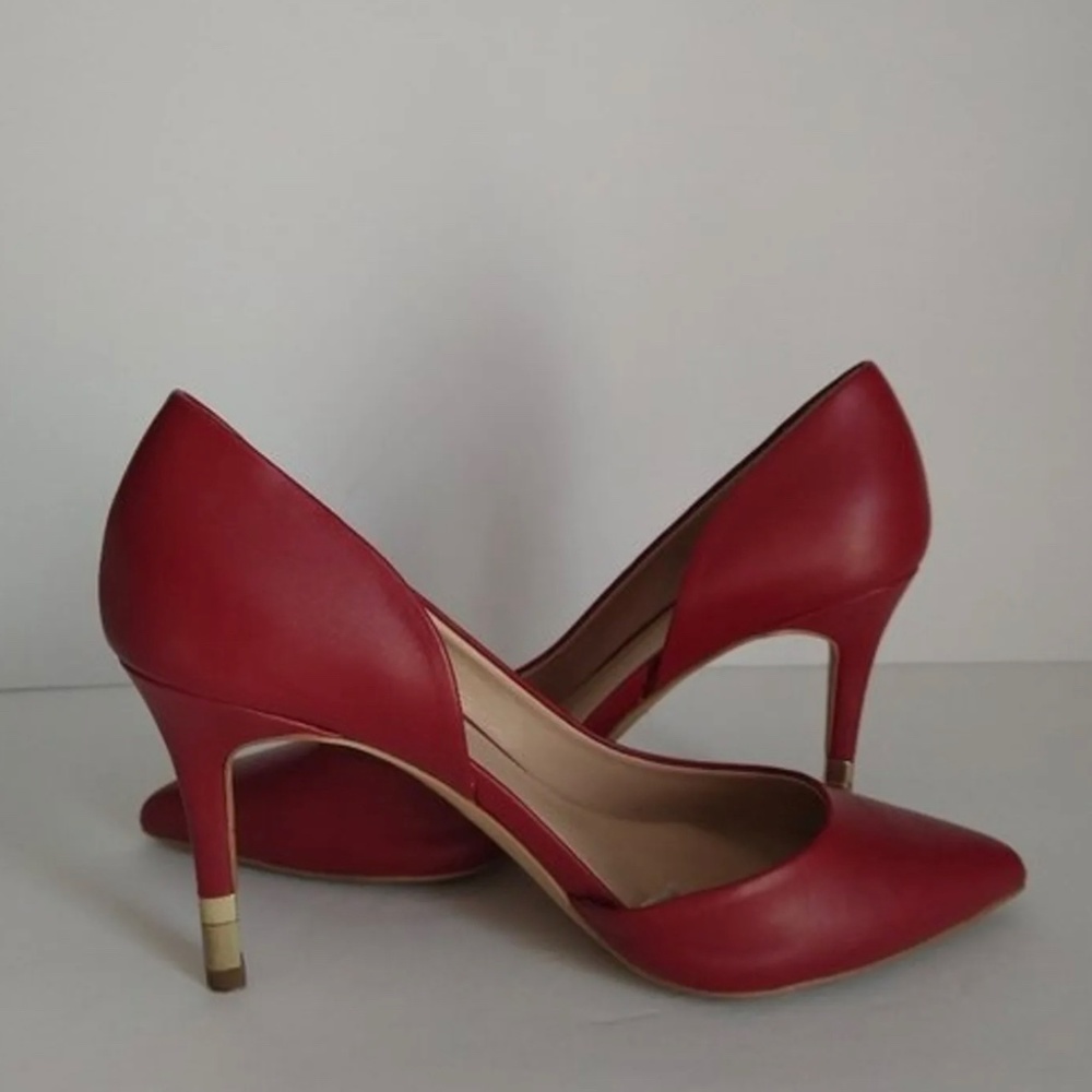 Women's Aldo red heels, size 7. - Picture 3 of 6
